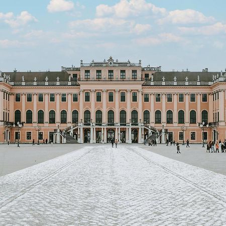 Living Hotel An Der Oper Viena Exterior foto