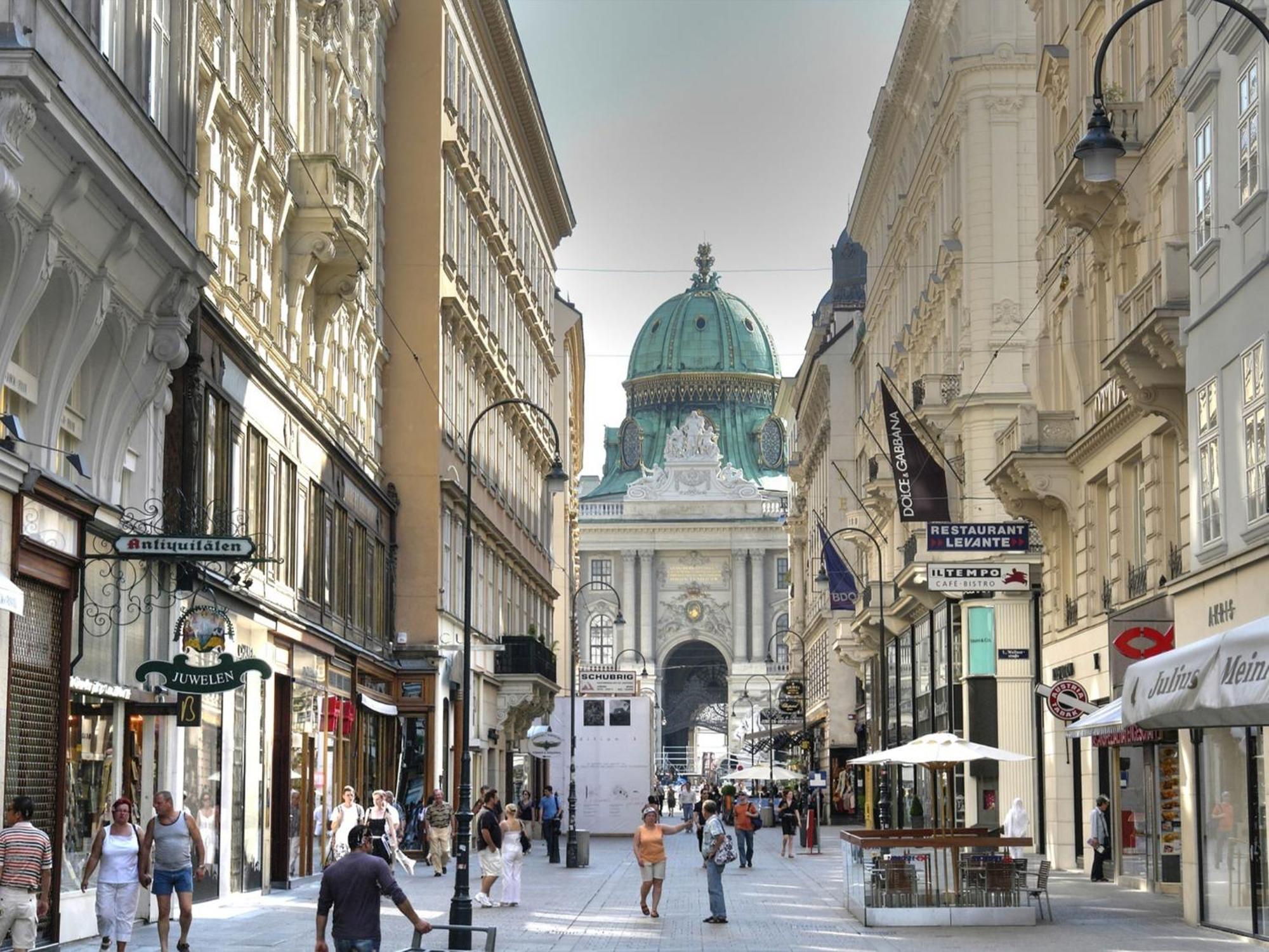 Living Hotel An Der Oper Viena Exterior foto